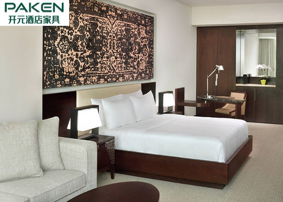 Los muebles de rey Room Walnut Veneer del hotel de Omán JW Marriot Muscat fijan diseño económico del espacio grande